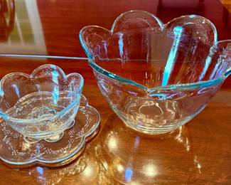 Pfaltzgraff scalloped edge serving bowl with dessert cup and plate