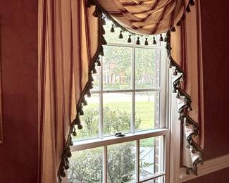 Window valances