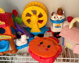Assorted toddler toys