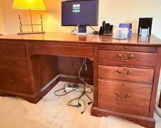 Bob Timberlake executive desk