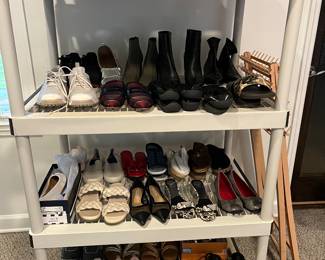 WOMEN'S DESIGNER SHOES