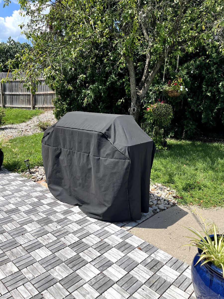 Monument gas grill