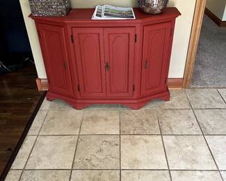 Entry cabinet