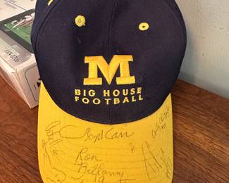 Signed UM Football cap, Ron Bellamy