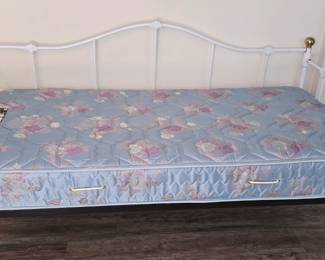 Twin Day Bed - (not in the picture) there is the piece for the spare mattress that goes underneath