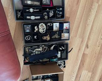 Lots of costume jewelry 