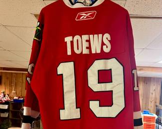 Toews #19 jersey
