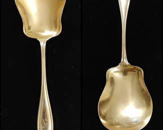 1907 Large Sterling Silver Berry/ Fruit Spoon "Margaret" -Old by International Silver MONOGRAM "N" 