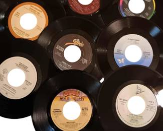 Donna Summer
Doobie Brother's
Orleans Band
The Jackson Five
Olivia Newton John
Thomas Dolby - She Blinded Me With Science
Duran Duran
