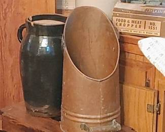 If you love Primitives this house is just packed with some really special primitive items