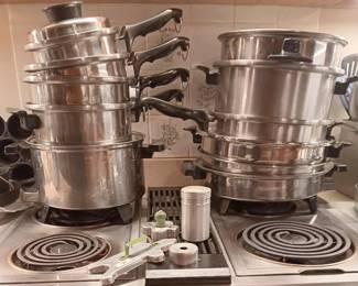 Huge Town craft cookware set