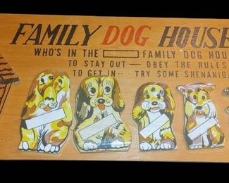 Novelty dog house plaque wall hanging
Family dog house - 5 hanging wooden dog figures
