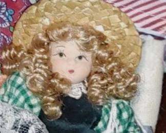 BEAUTIFUL VTG ITALIAN 'BAMBOLA' SMALL PORCELAIN GIRL DOLL, FOR DOLLHOUSE 1985