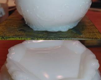 Victorian milk glass trinket dish