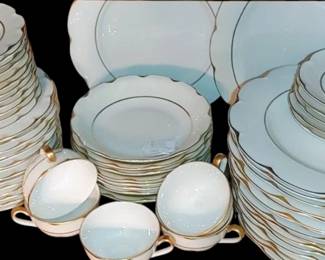 Theodore Haviland New York Concorde Fine China Set 62 pcs
Excellent condition