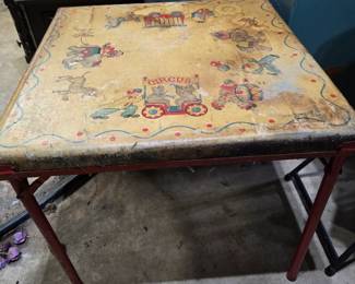 Childrens table and chairs set 