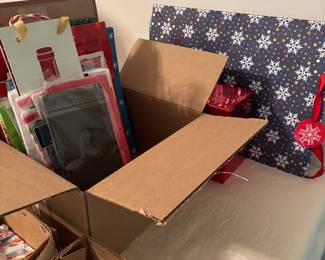 BAGS, WRAP & BOXES