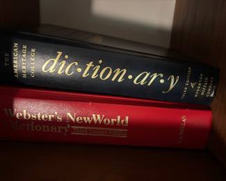 BOOKS/DICTIONARY