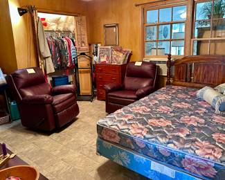 Recliners - Queen Bed