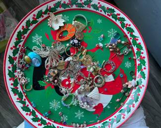 Costume, jewelry, assortment of earrings or mismatch