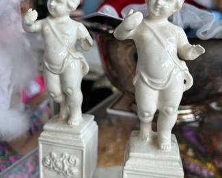 Lovely paste figurine, Puti