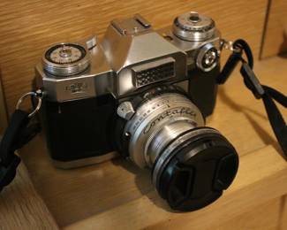 Vintage Zeiss Ikon Contessa Camera