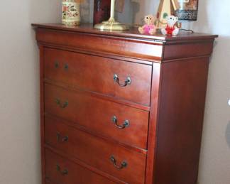5 Drawer Dresser