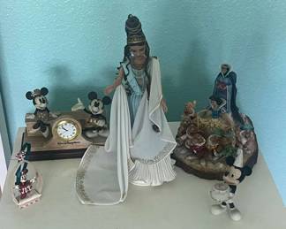 HKM056 Collectible Disney Figurines, Goddess Of Beauty Barbie Doll With Certificate