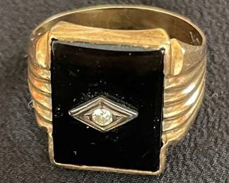 HKM077 - Vintage Men’s 10K Gold Black Onyx/Diamond Ring Sz 8.5