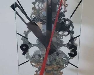 HKM083- Z Gallerie Quartz Oblong Gear Wall Clock 