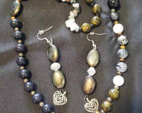 HKM045- Dark Colored Handmade Necklace & Earrings