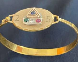 HKM074 - Gold Bangle With Gemstones 