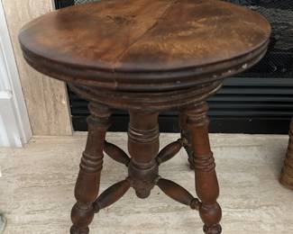 piano stool