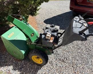 John Deere 828D snowblower
