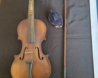 Circa 1920-1940 First National Institute of Allied Arts violin