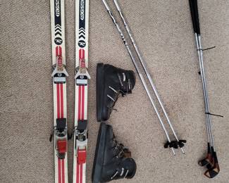 Skis, boots...