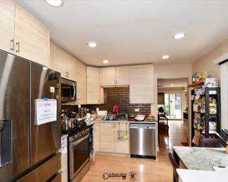 106Kitchen