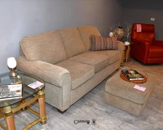 306Family Room LL
