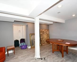 302Family Room LL