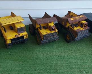 Vintage Metal Trucks Tonka , Structo More