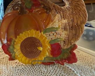 $38~ VINTAGE HOLIDAY HARVEST PUMPKIN,CORNUCOPIA, SUNFLOWER SERVING PLATTER