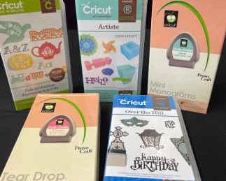 CRICUT Cartridges Folk Art Festival, Tear Drop, Mini Monograms, Artiste, And Over The Hill