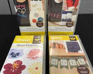 004 CRICUT Cartridges Boho Graphics, Brooklyn, Giant Flowers, Home For The Holidays