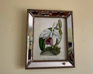 Mirrored Frame Artwork
