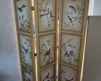 Wood Birds Motif Screen