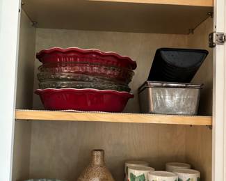 Pie Pans, Bakeware, Cups Set