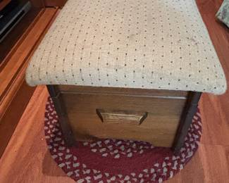 Storage Stool, Braided Rug