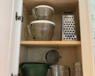 Measuring Cups, Grater