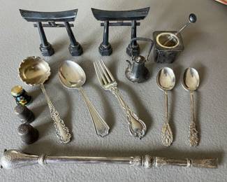 Selection of sterling/silver, including vintage Japanese salt/pepper shakers.