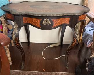 Lovely Single Drawer Inlaid Writing Desk
